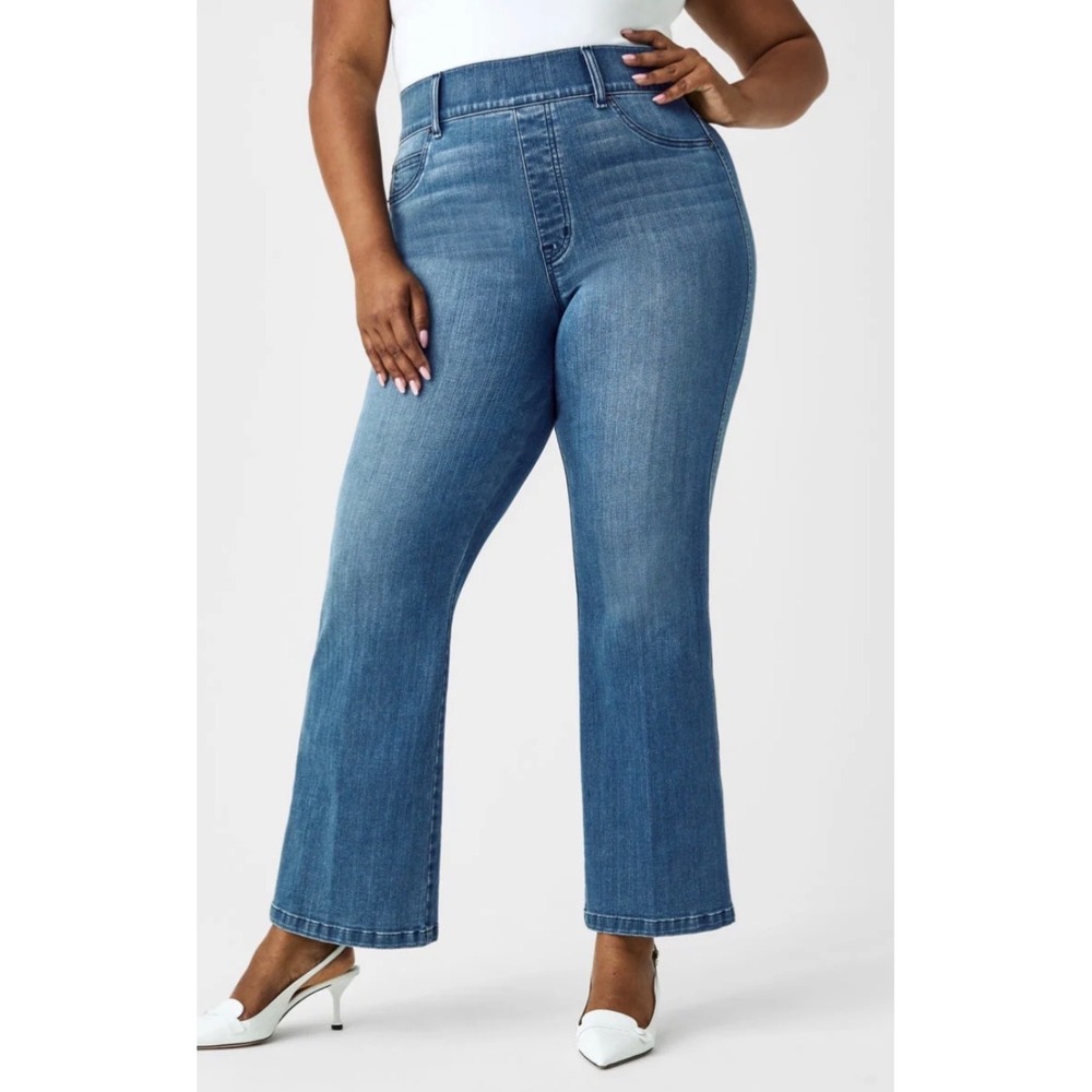 SPANX Kick Flare Jeans Vintage Indigo Women's XL Petite Stretch‎ Denim Pull On